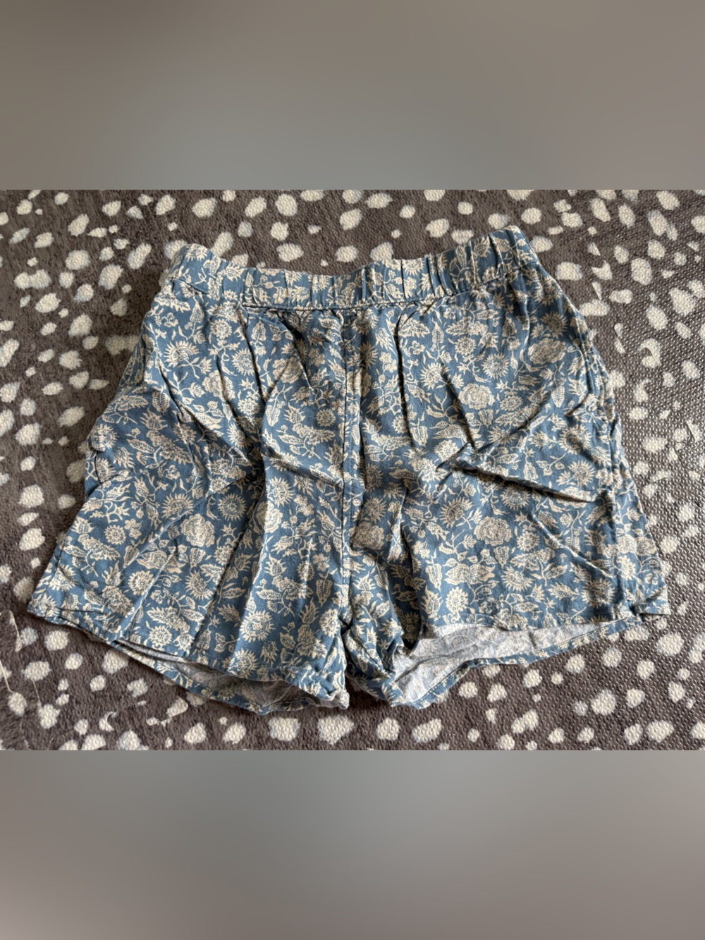 Universal Thread Blue Floral Print Shorts - Size XS